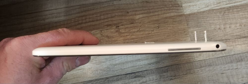 Таблет Samsung Galaxy Tab 4 (SM-T535)