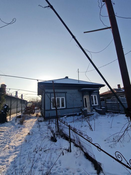 Vand teren si casa comuna Vidra