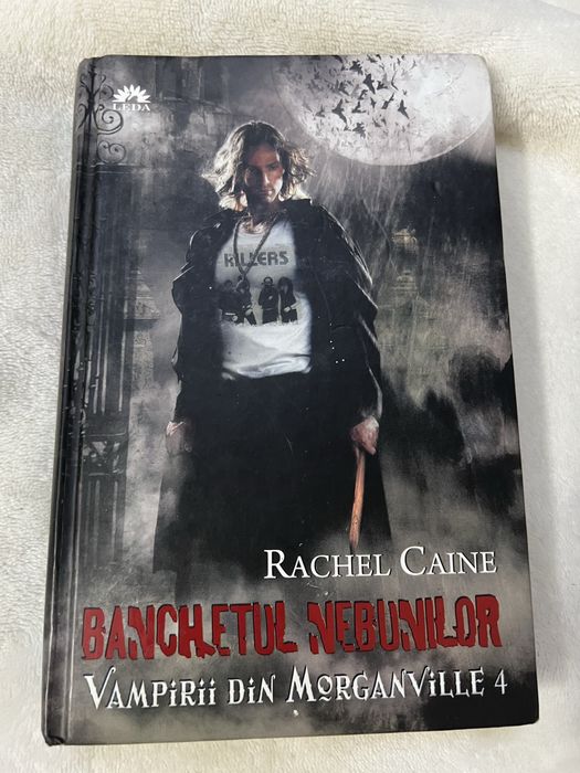 Carti fantezie adolescenti