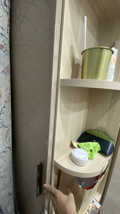 Угловой шкаф от Дятькова