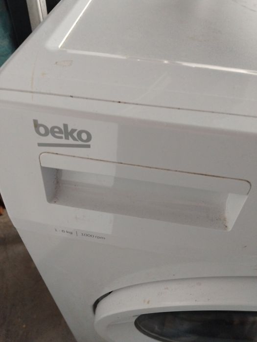 Vând mașină de spălat rufe