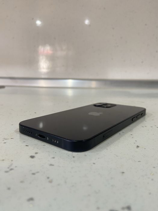 iPhone 12