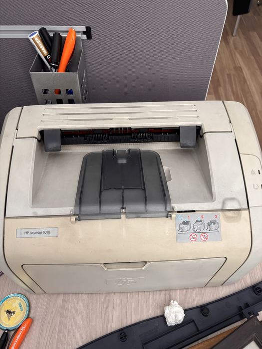 Принтер HP LaserJet 1018