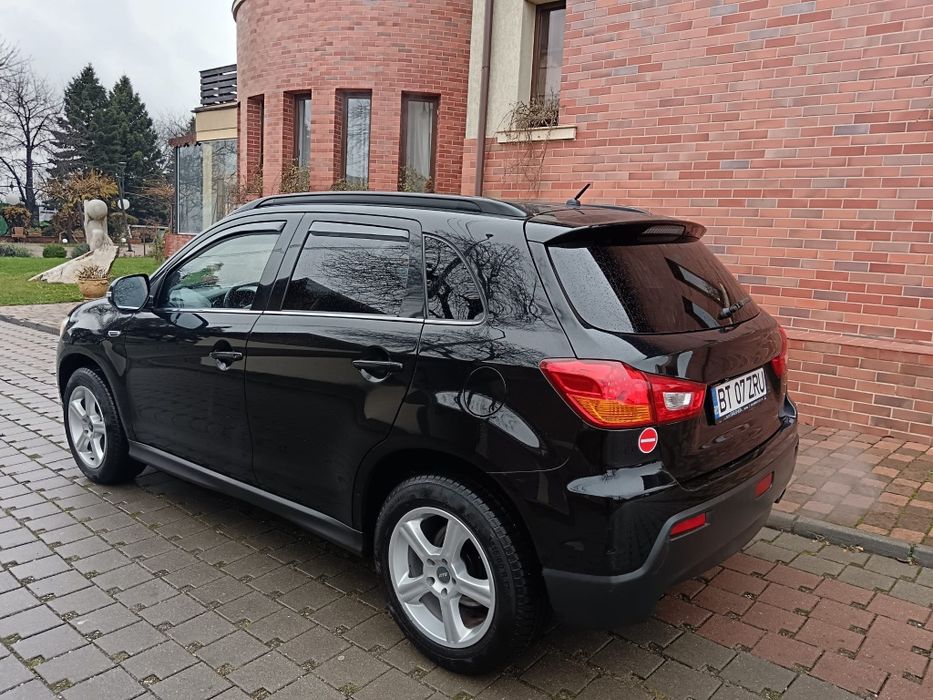 MITSUBISHI ASX varianta de varf