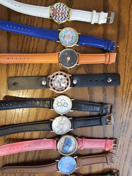 Lot ceasuri damă – modele diverse, aspect elegant și casual