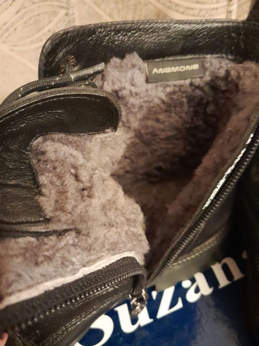 Женские зимние ботинки