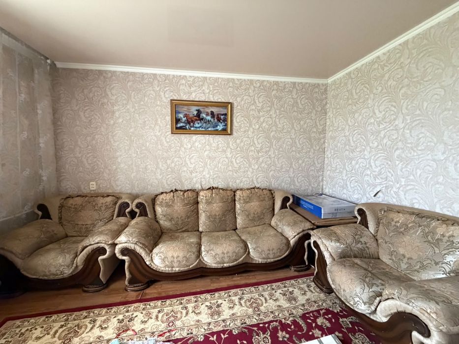 Мебель с двумя креслами