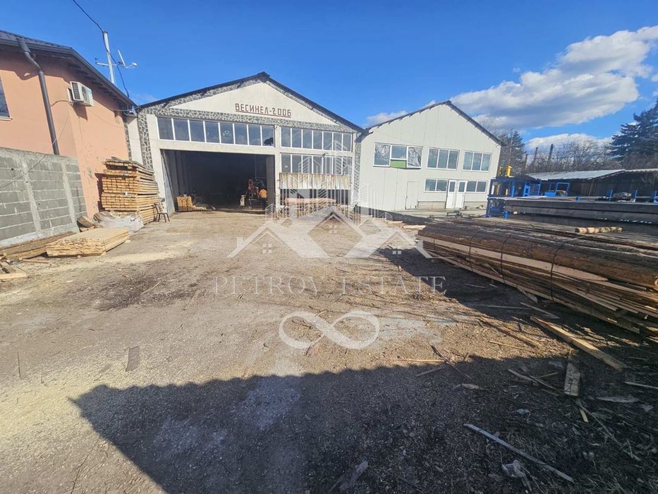 Пром. помещение в Пазарджик, област-гр.Велинград площ 345 цена 190000