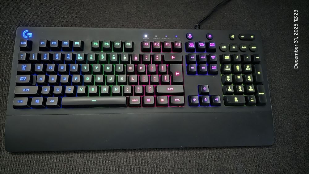 Tastatura Gaming Logitech G213 Prodigy iluminare RGB, ca noua