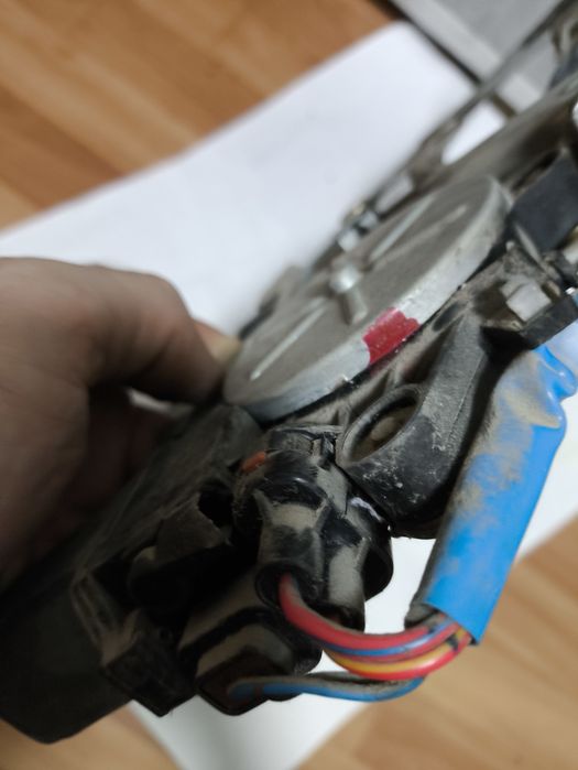 Honda CR-V RD1 правый стеклоподъемник