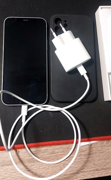 iPhone Айфон 12 64гб