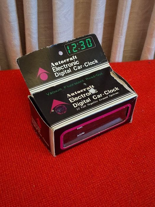 Ceas electronic digital auto Autocraft nou in cutie.