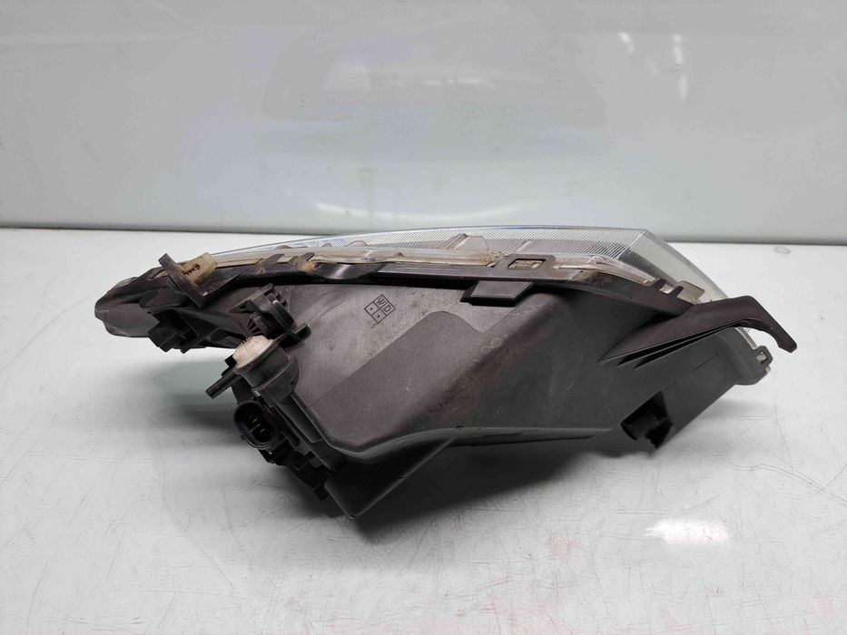 Proiector ceata stanga Seat Ibiza 5 (6J5) FR [Fabr 2008-2017] OEM