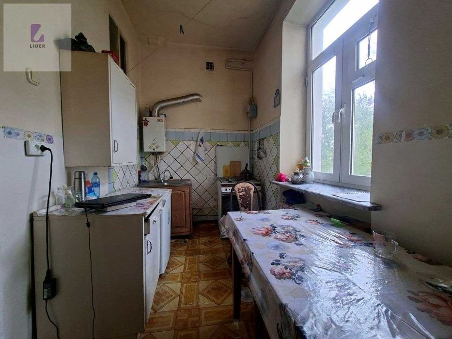 2х комнатная квартира на 2 этаже в кирпичном доме по ул.М.Улугбека