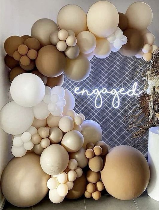 Балони - 2 вида бежови и бордо