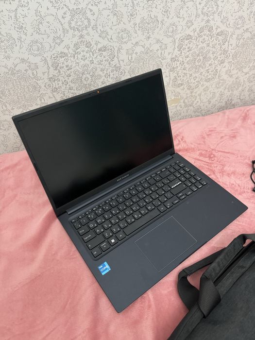 Ноутбук ASUS VivoBook