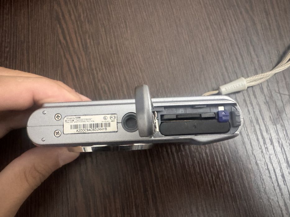 Фотоапарат samsung ES90