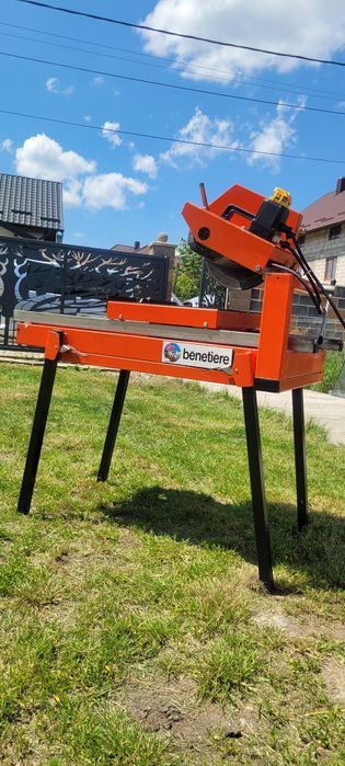 Mașină industrială de debitat piatră...pavaj..marmură ETC
