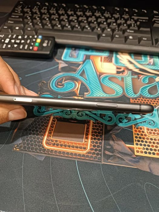 Iphone 11 black