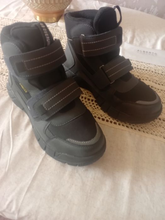 Ботинки зимние 38 размер