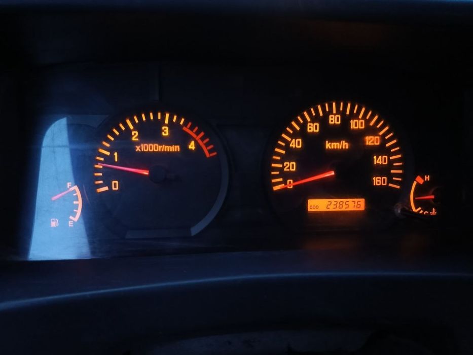 Самосвал ISUZU NPR 82 L CNG sotiladi