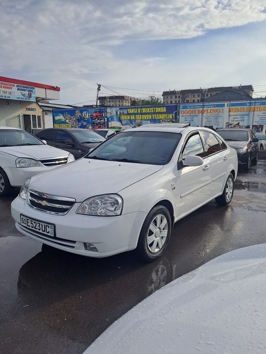 Ласетти 1.6 автомат.   2013 нахт ва вариант