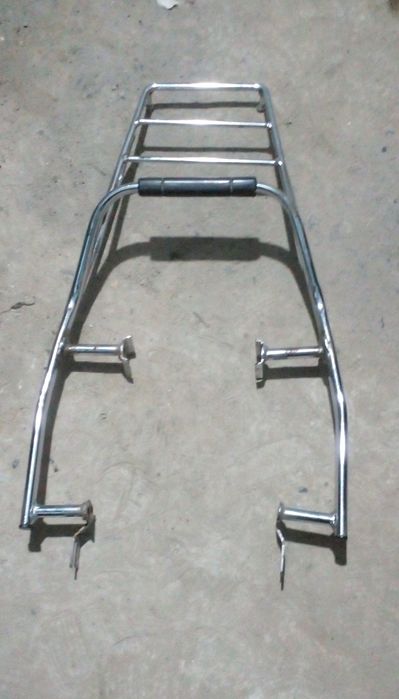 Богажник на скутер