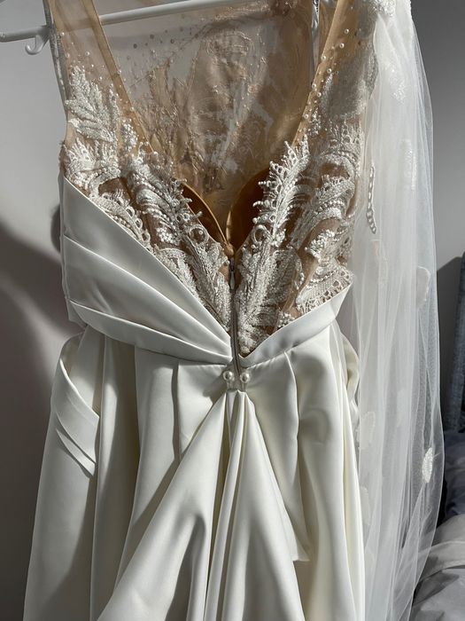 Rochie de mireasă model 2024