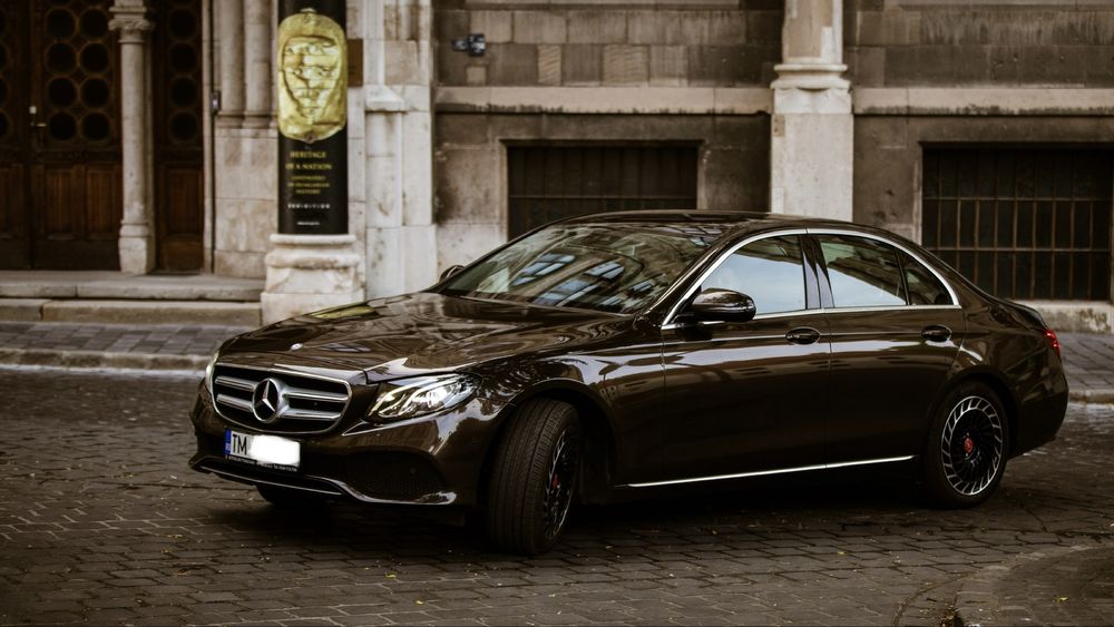 MERCEDES-BENZ E-Class 2016