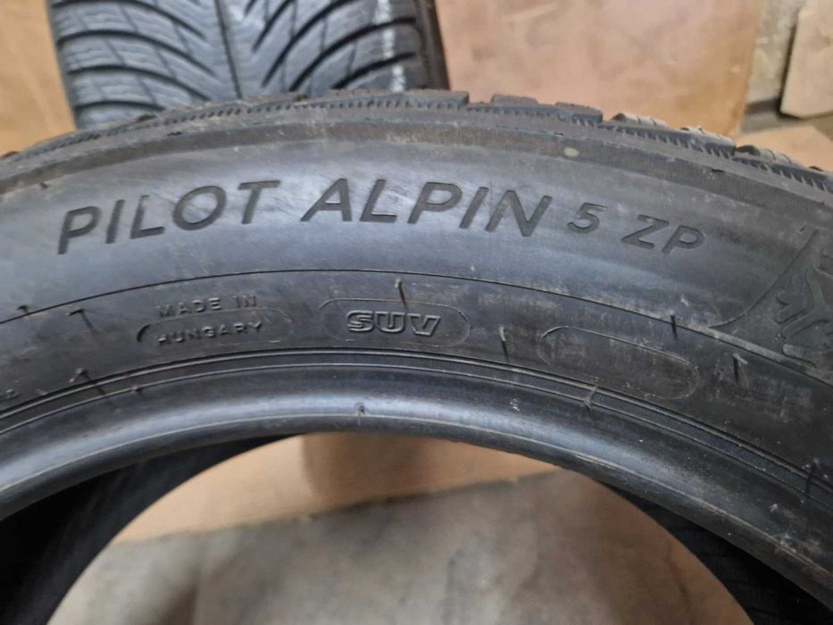 2 Michelin R19 245/50
зимни гуми
DOT4318
