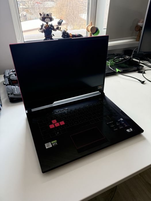 Laptop Gaming Asus Rog G512LV