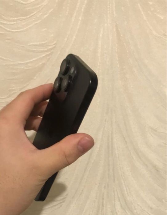 Айфон 16 про продам