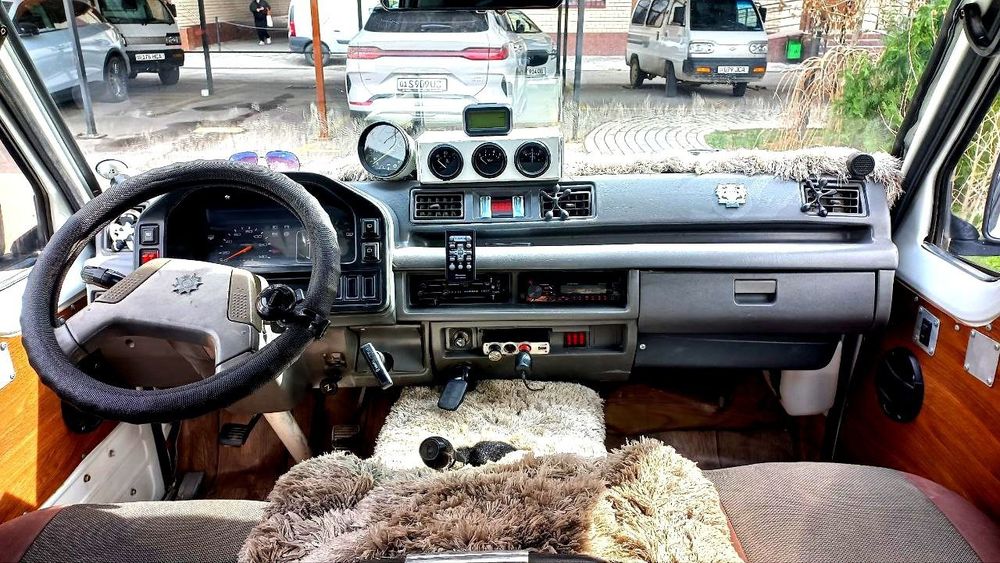 Продам микроавтобус исузу