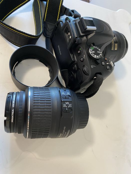 Nikon D5100 с китов обектив и аксесоари