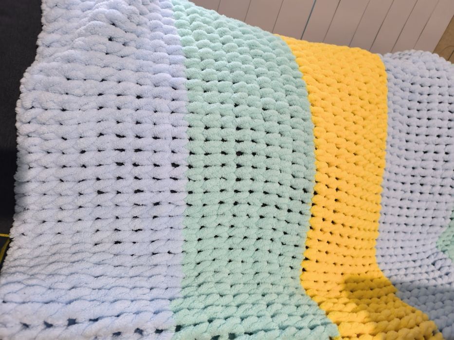 Ръчно плетено одеяло Ализе Пуфи