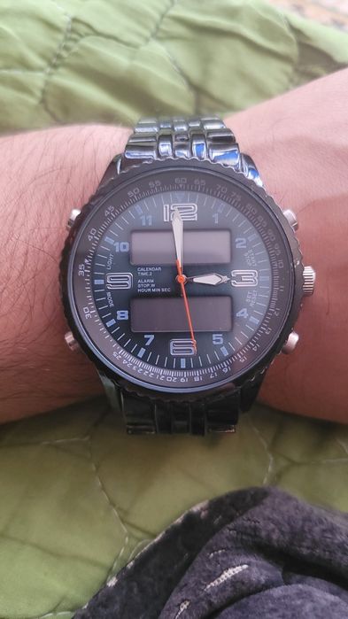 Часы мужские водонипроницаемые