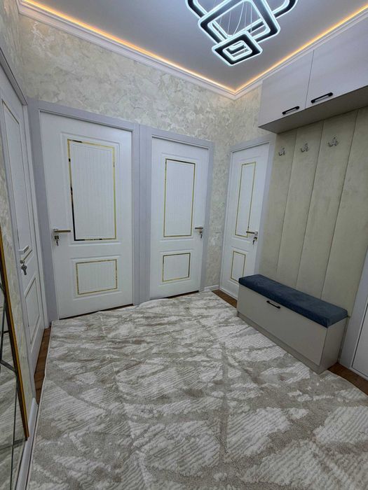 Продам СВОЮ 4- комн.квартиру  с обстановкой. Чиланзар 9 кв.