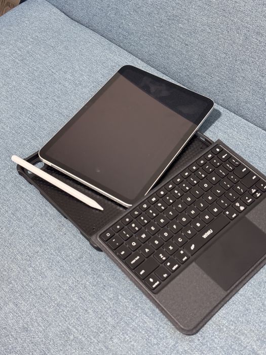 Продам iPad 2022