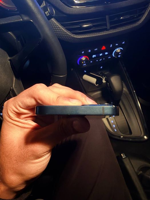 iPhone 13  128 gb ideal