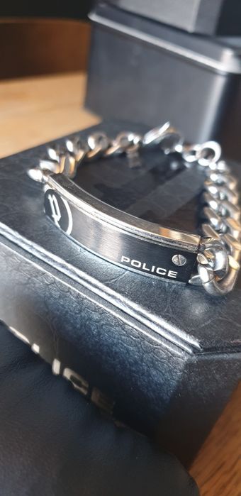 Ocazie Bratara Police Barbati PEAGB0010801

Vezi disponibilitatea in M