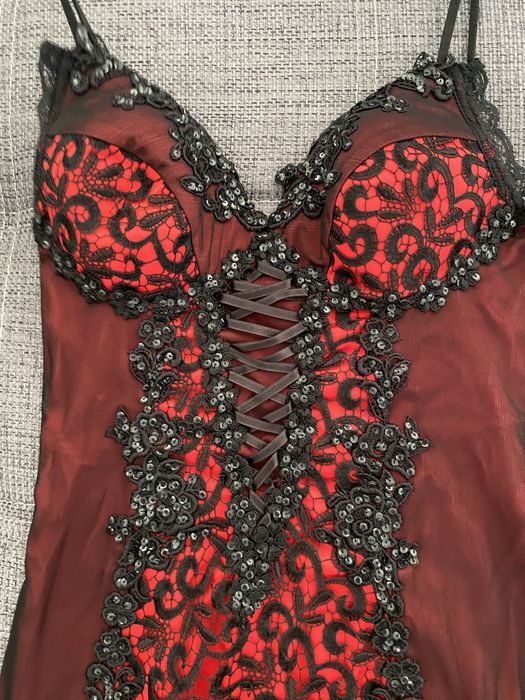 Rochie rosie eleganta