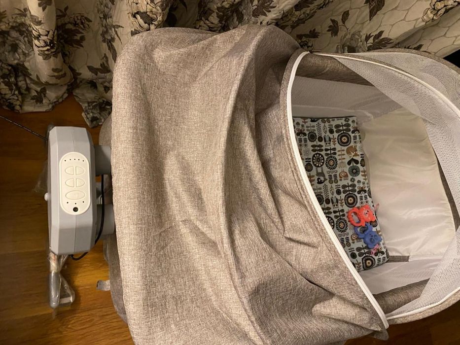 Манежка с маятником