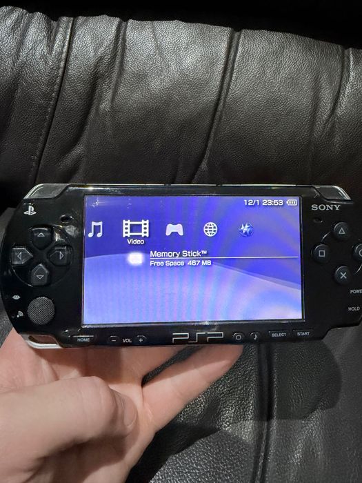 Play Station Portable (PSP)
