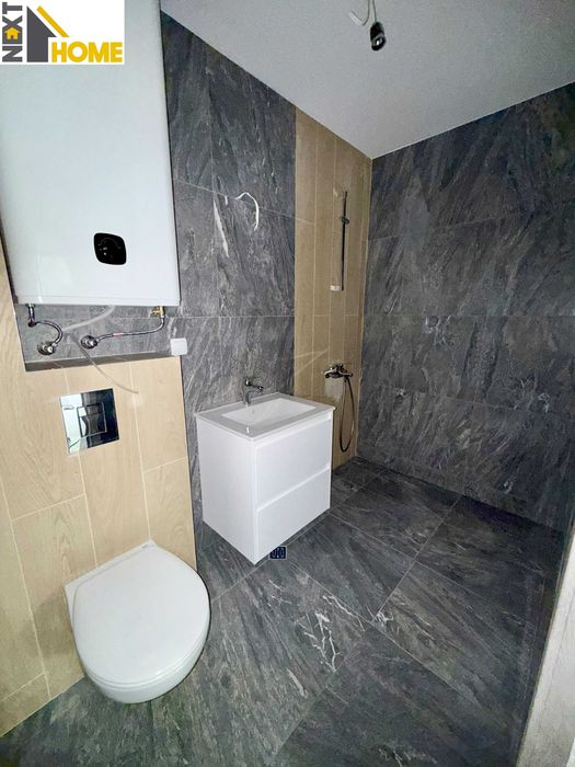 Продава се Тристаен апартамент в Пловдив, Кючук Париж - 99 кв.м за 2374 €/кв.м - Снимка #16