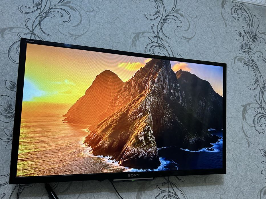 Продам телевизор Sony Bravia 32dm-80sm