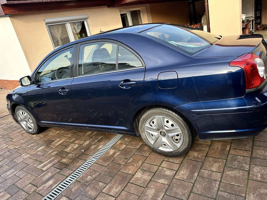 Toyota avensis  T25
