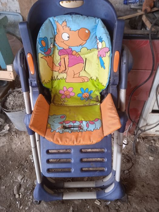 Отдам детский стул