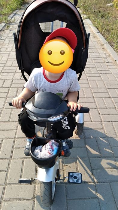 Продам велосипед с ручкой