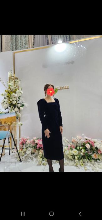 Срочно! Элегантное платье из бархата