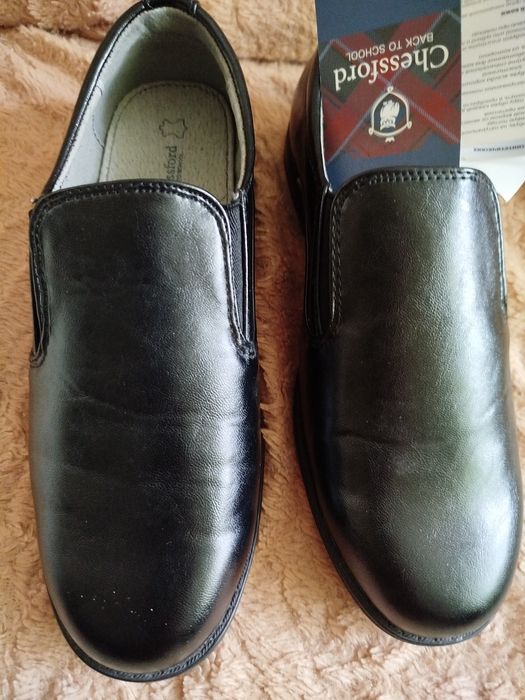 Туфли новые на мальчика